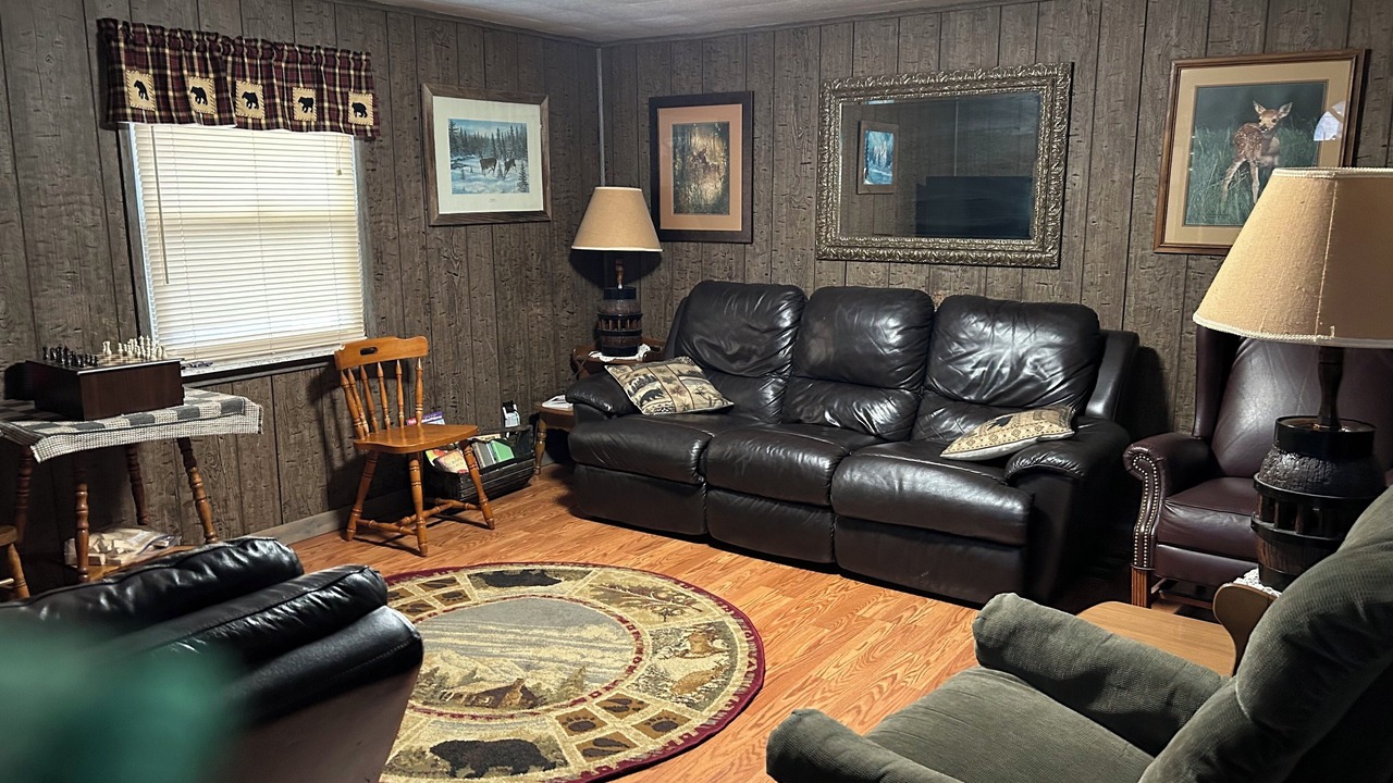 Photo of Bedroom in Upper Tract