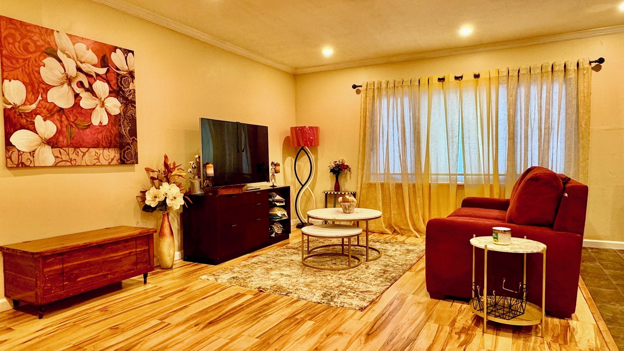 Photo of Livingroom in Hempstead