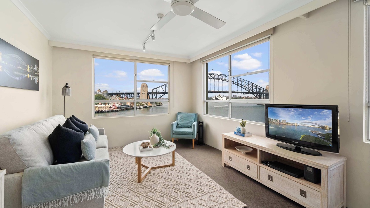 Photo of Others in McMahons Point