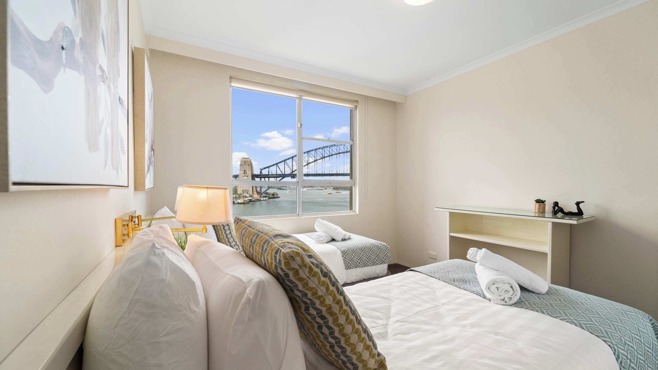 Photo of Others in McMahons Point
