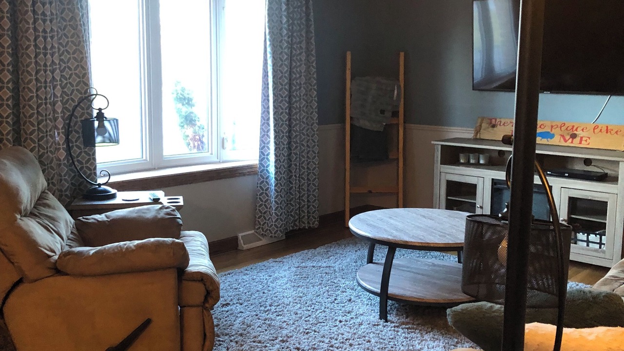 Photo of Livingroom in Orchard Park