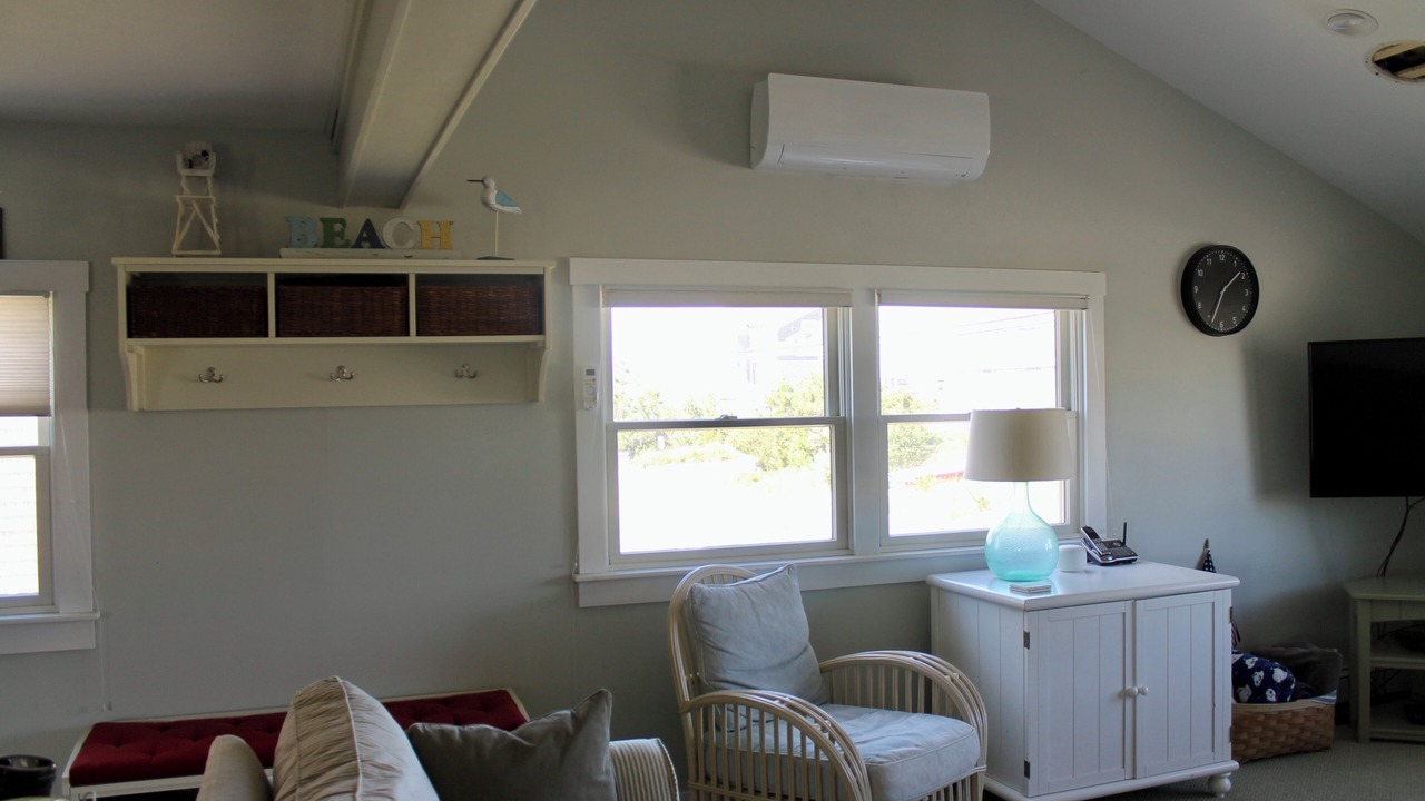Photo of Livingroom in Sagamore Beach
