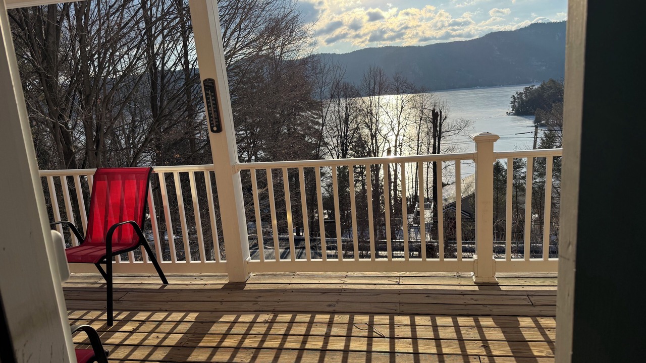 Photo of Patio Balcony in Silver Bay