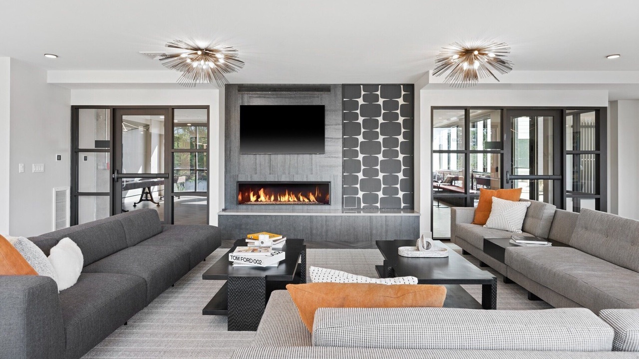 Photo of Livingroom in East Somerville