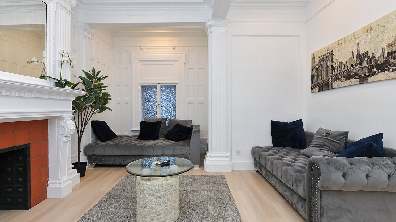 Photo of Livingroom in Upper West Side