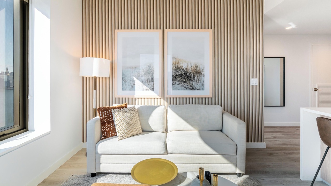 Photo of Livingroom in Hunters Point