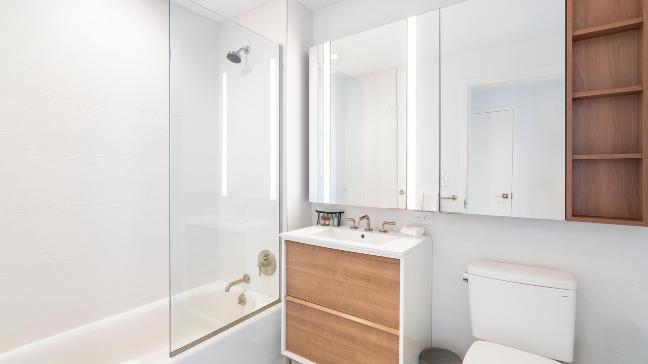 Photo of Bathroom in Hunters Point