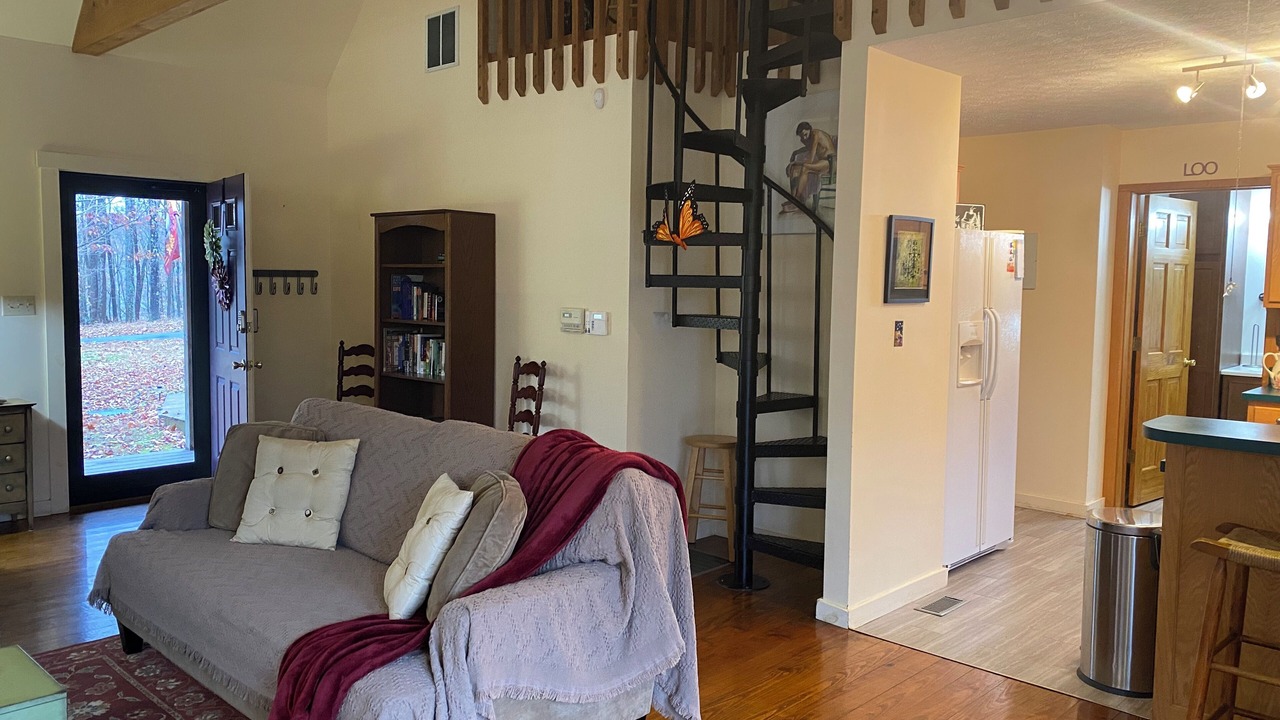 Photo of Livingroom in Bradford