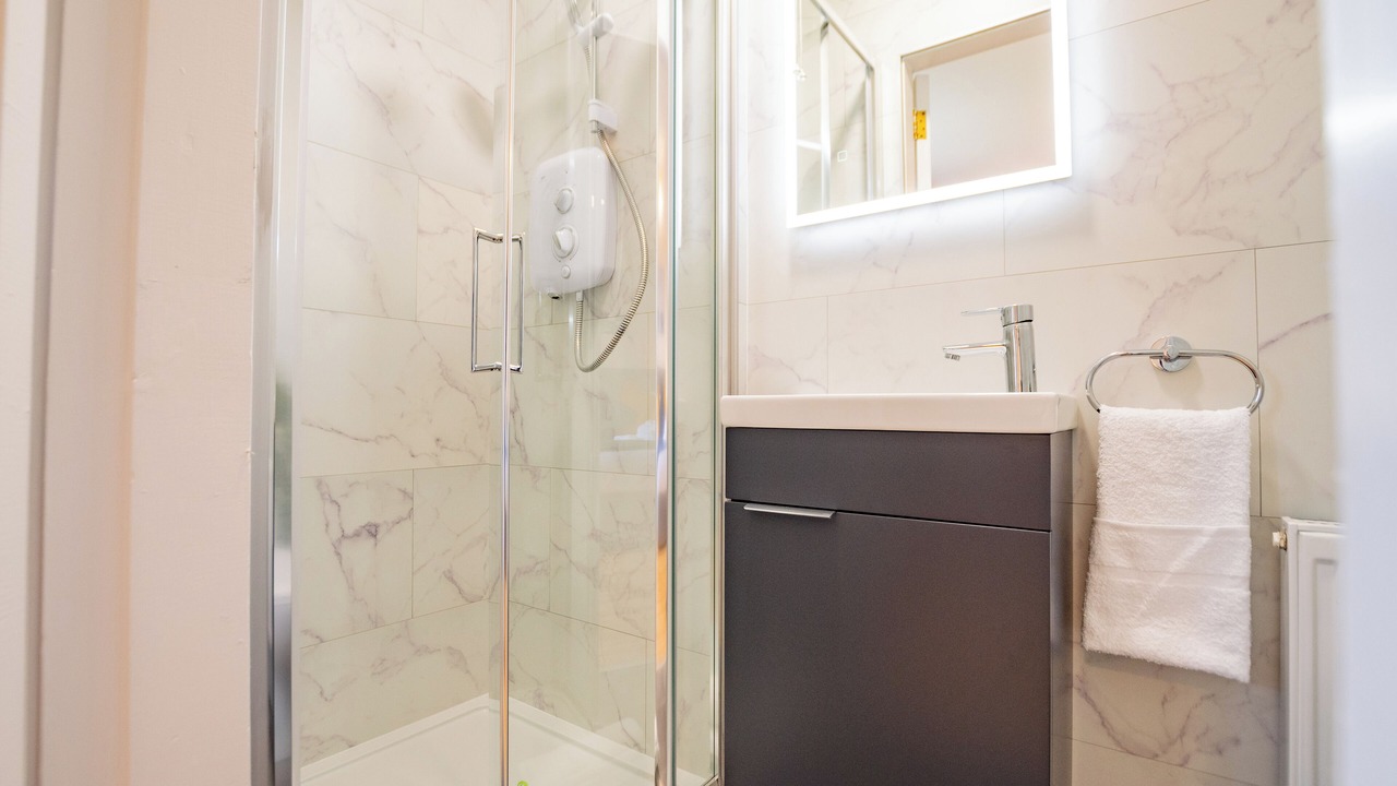 Photo of Bathroom in Roscoe