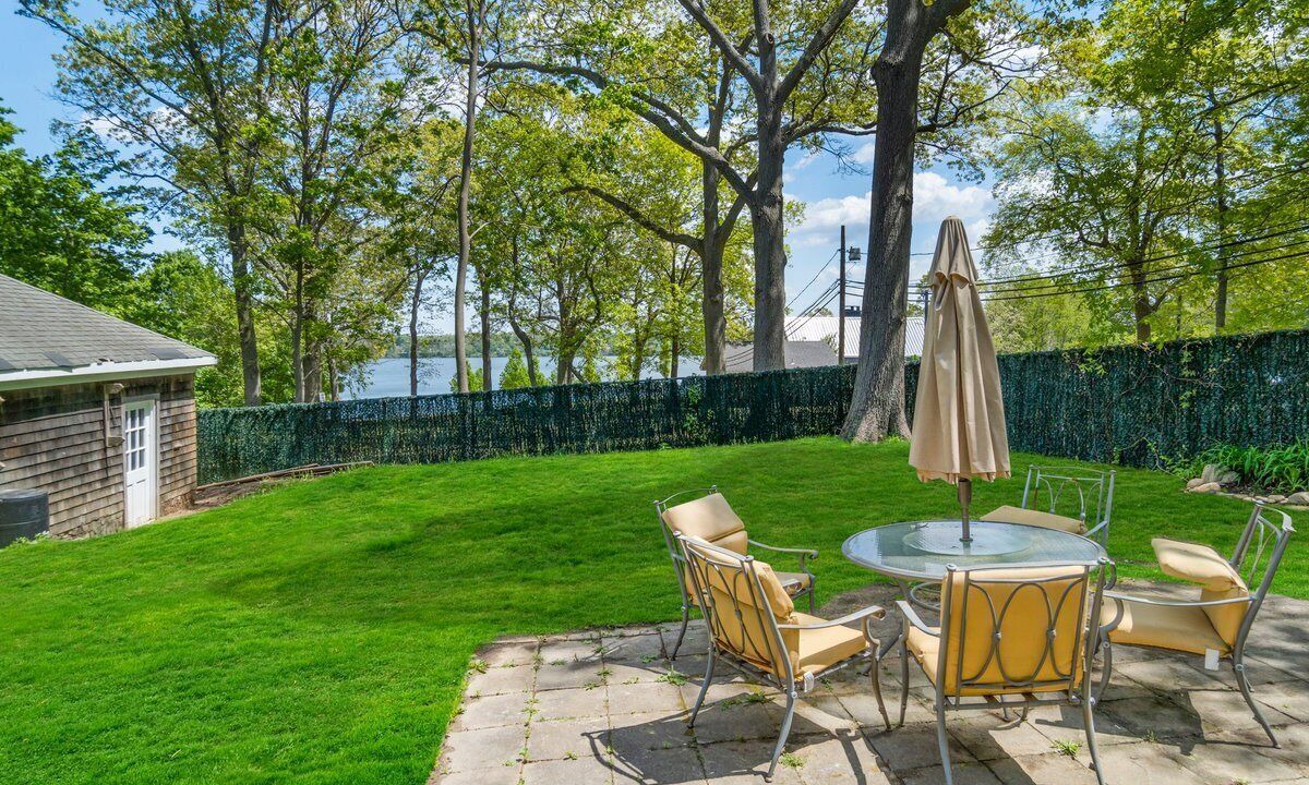 Photo of Outdoor in Ronkonkoma