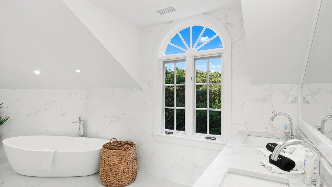 Photo of Bathroom in Shawkemo