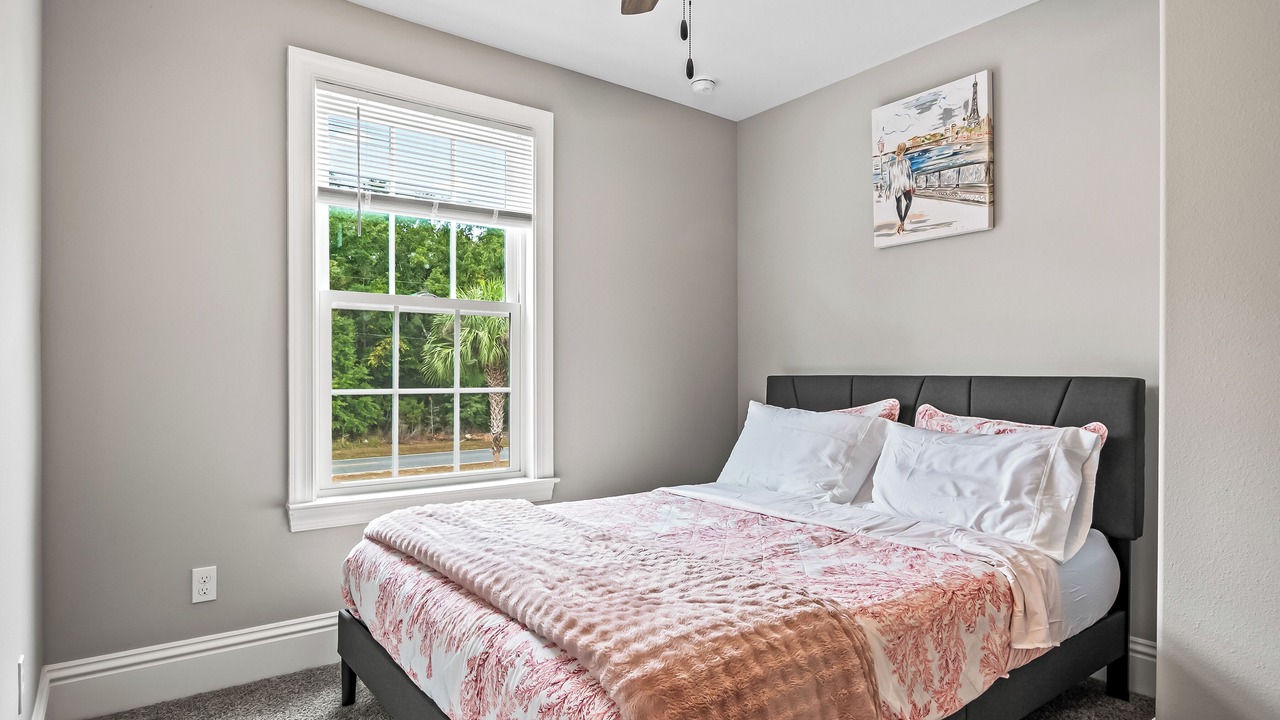 Photo of Bedroom in Crawfordville