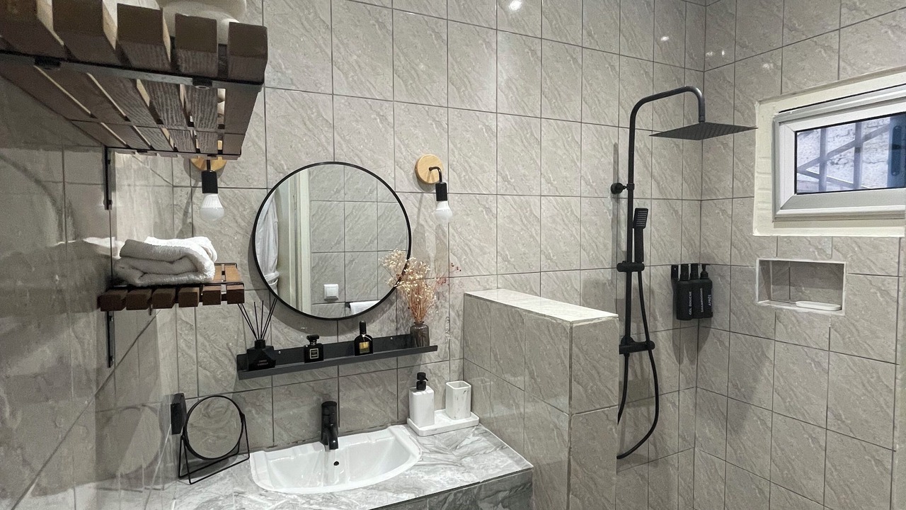 Photo of Bathroom in Brazzaville