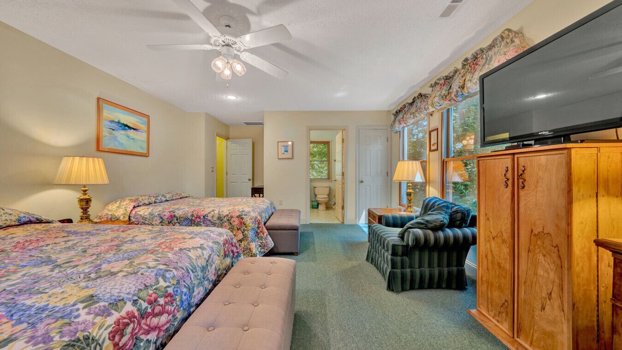 Photo of Bedroom in Westlake Corner
