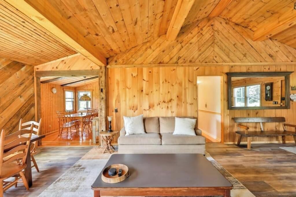 Photo of Livingroom in Windham
