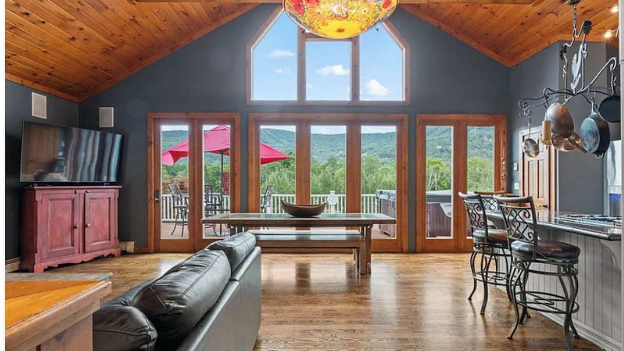 Photo of Livingroom in Windham