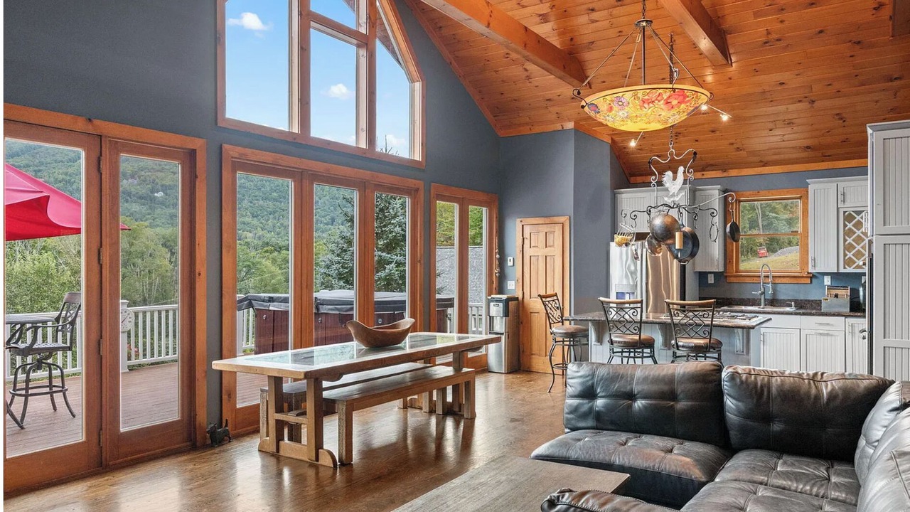 Photo of Livingroom in Windham