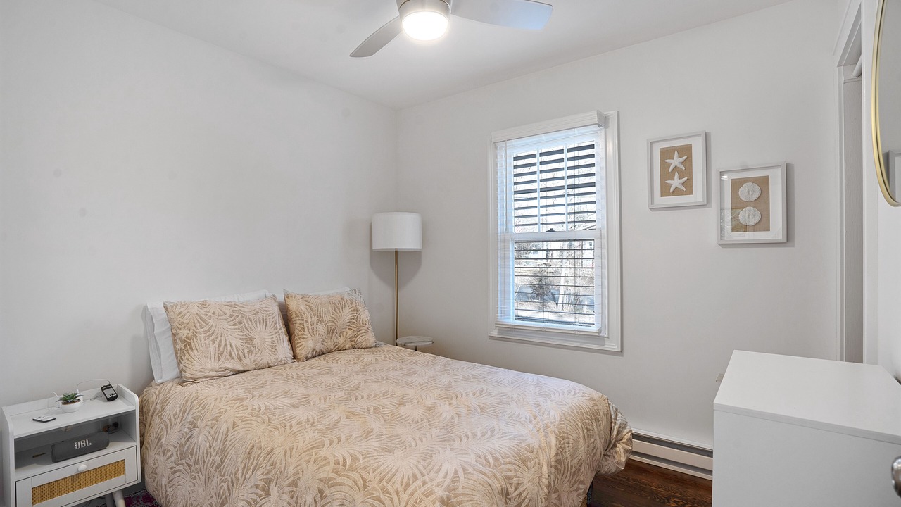 Photo of Bedroom in Sound Beach