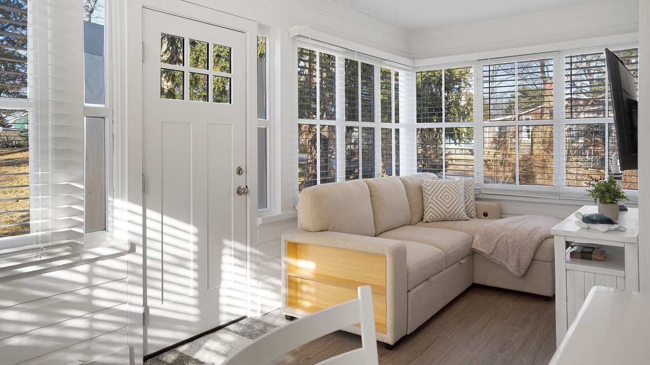 Photo of Livingroom in Sound Beach