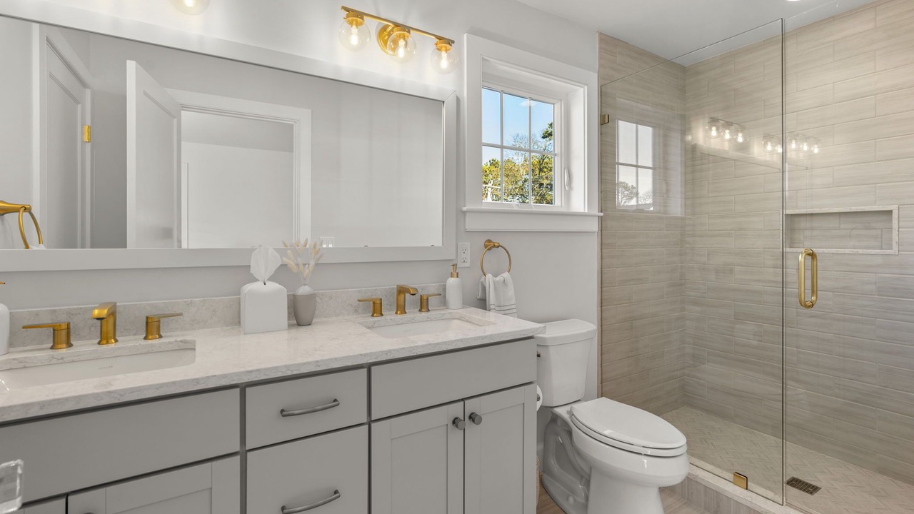 Photo of Bathroom in New Seabury