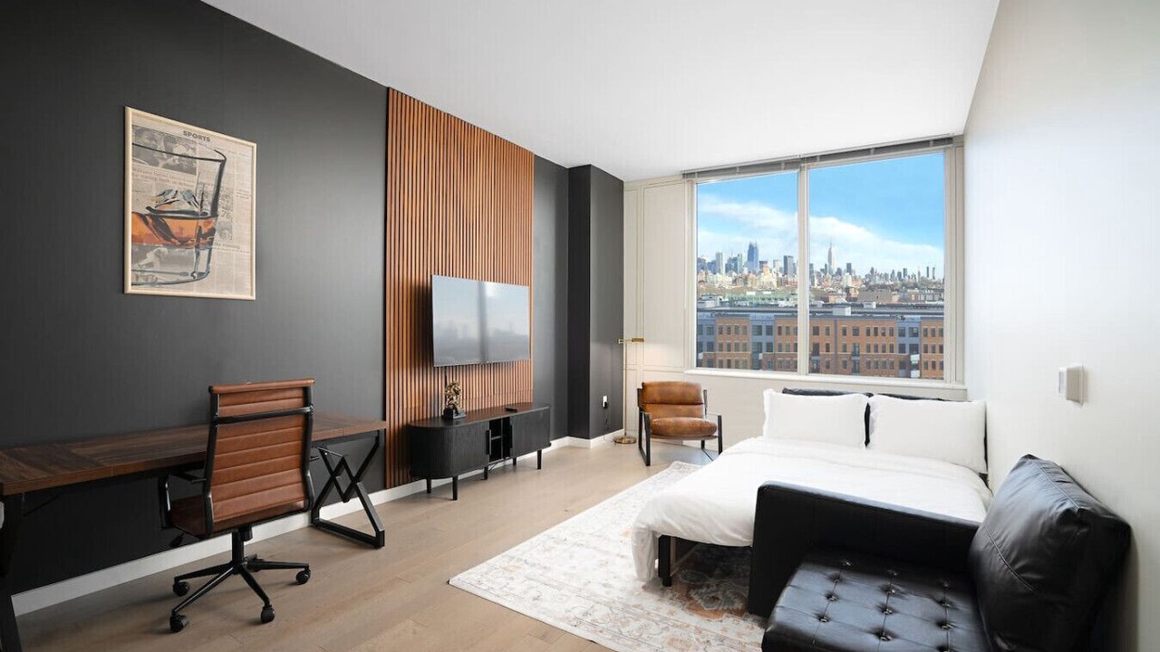Photo of Bedroom in The Heights