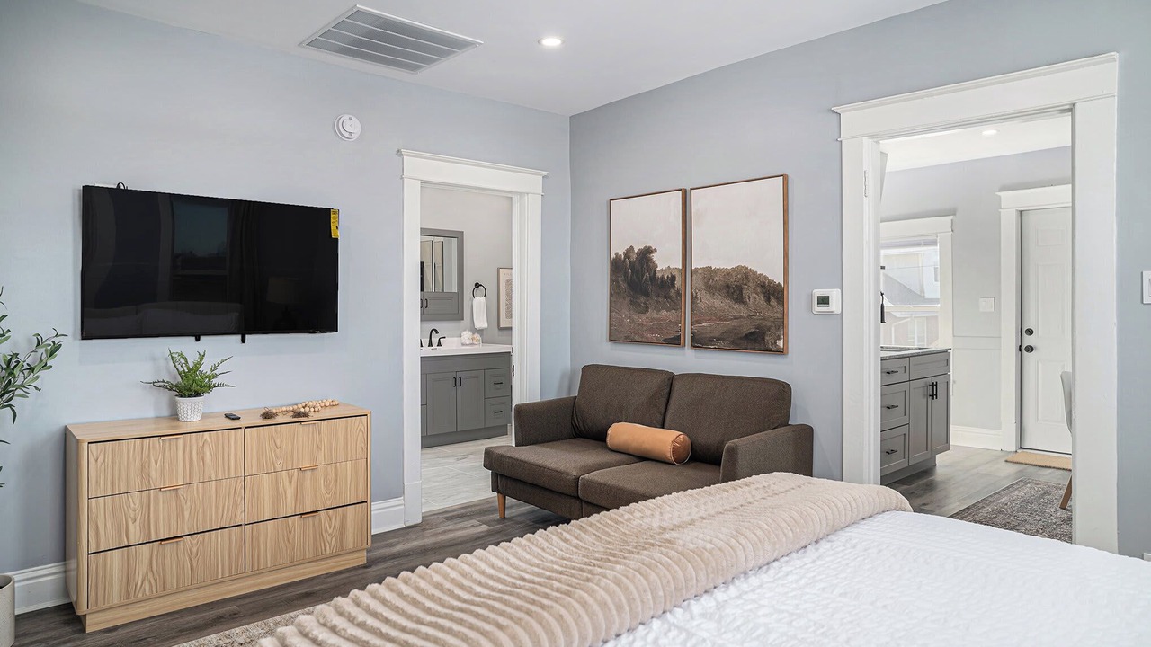 Photo of Bedroom in Michigan City