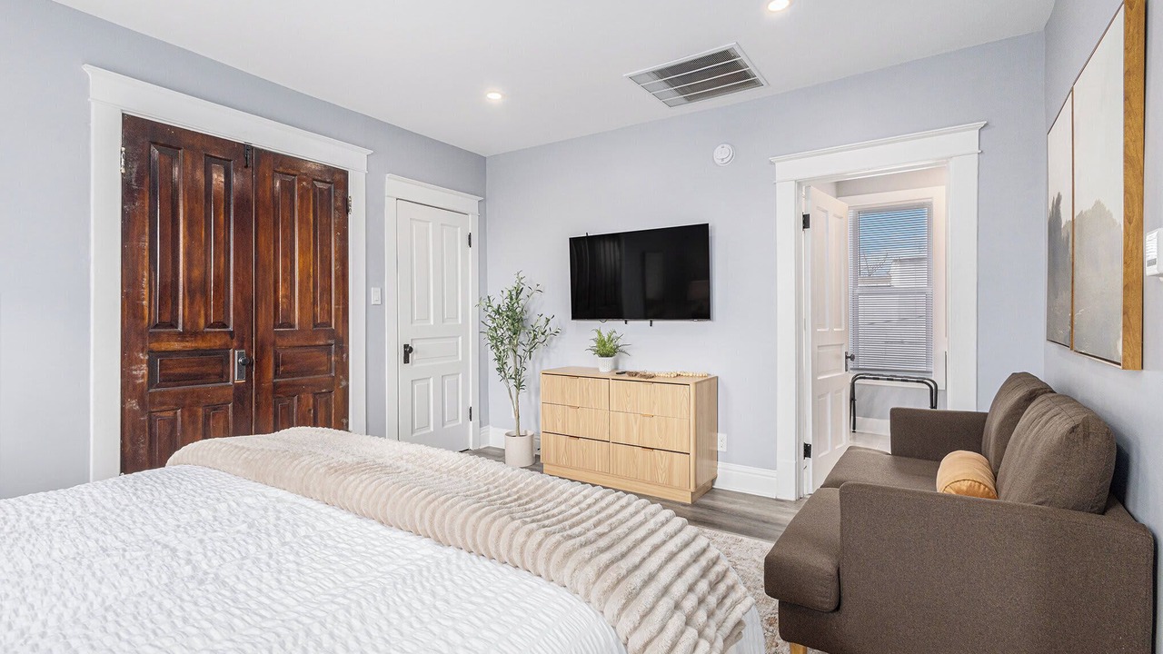 Photo of Bedroom in Michigan City