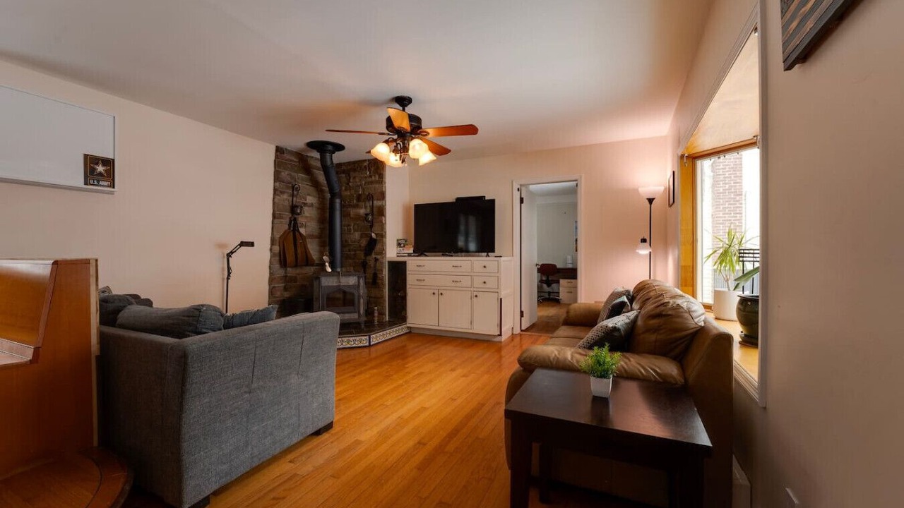 Photo of Livingroom in Highland Falls