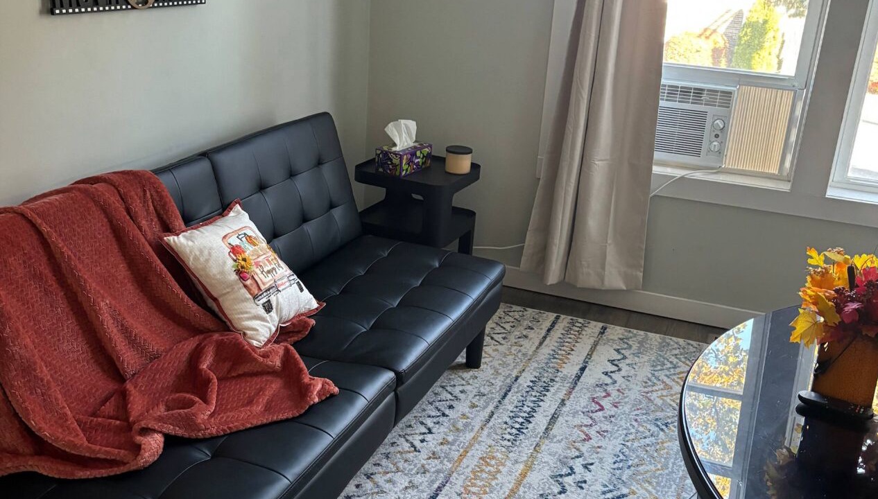 Photo of Livingroom in Oswego