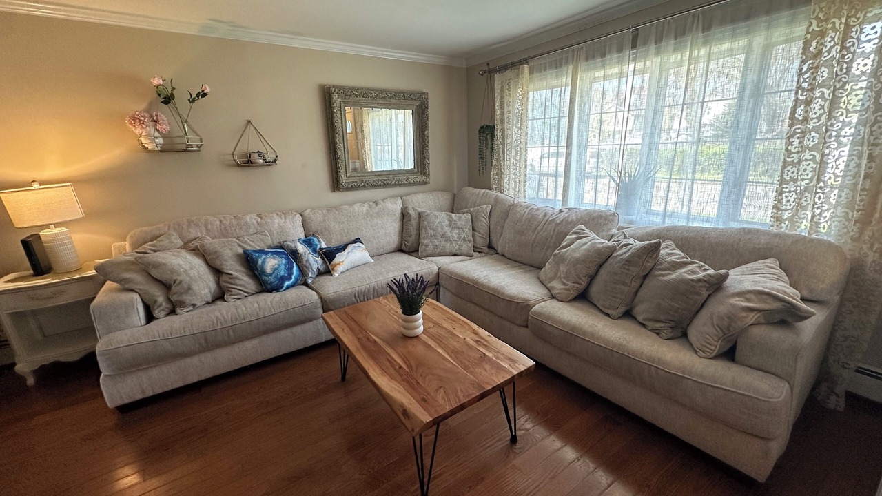 Photo of Livingroom in Long Island