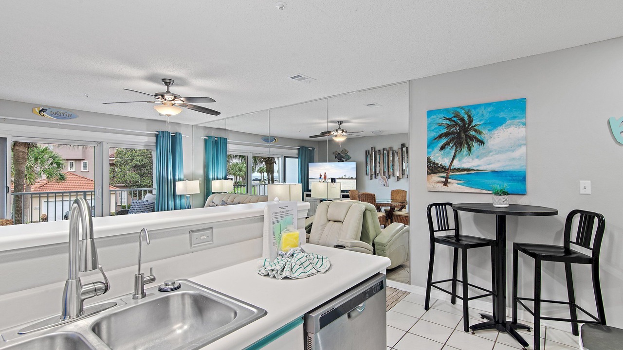 Photo of Others in Avalon Beach Estates
