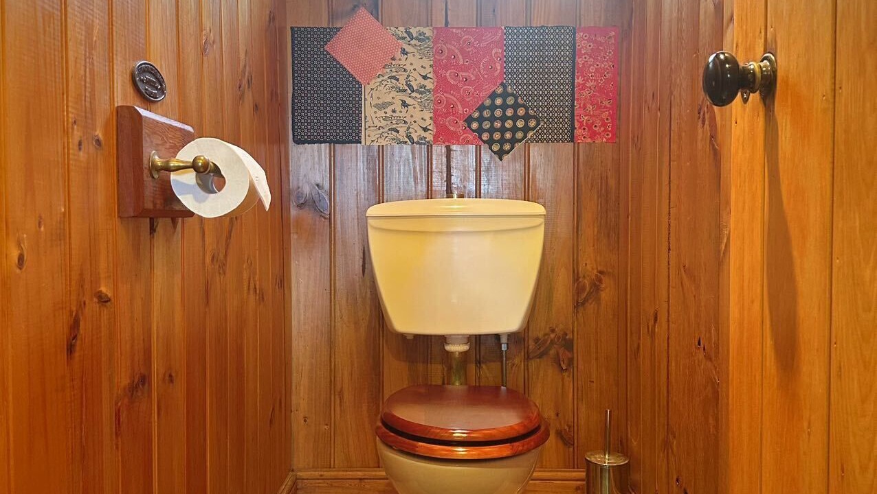 Photo of Bathroom in Lower Snug