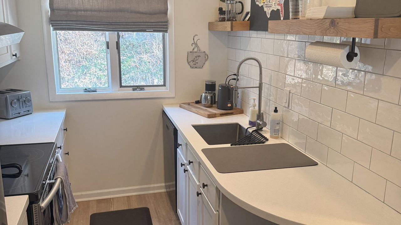 Photo of Kitchen in Garrison