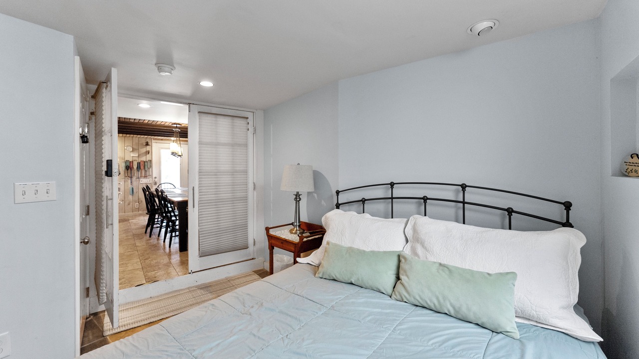 Photo of Bedroom in Manomet