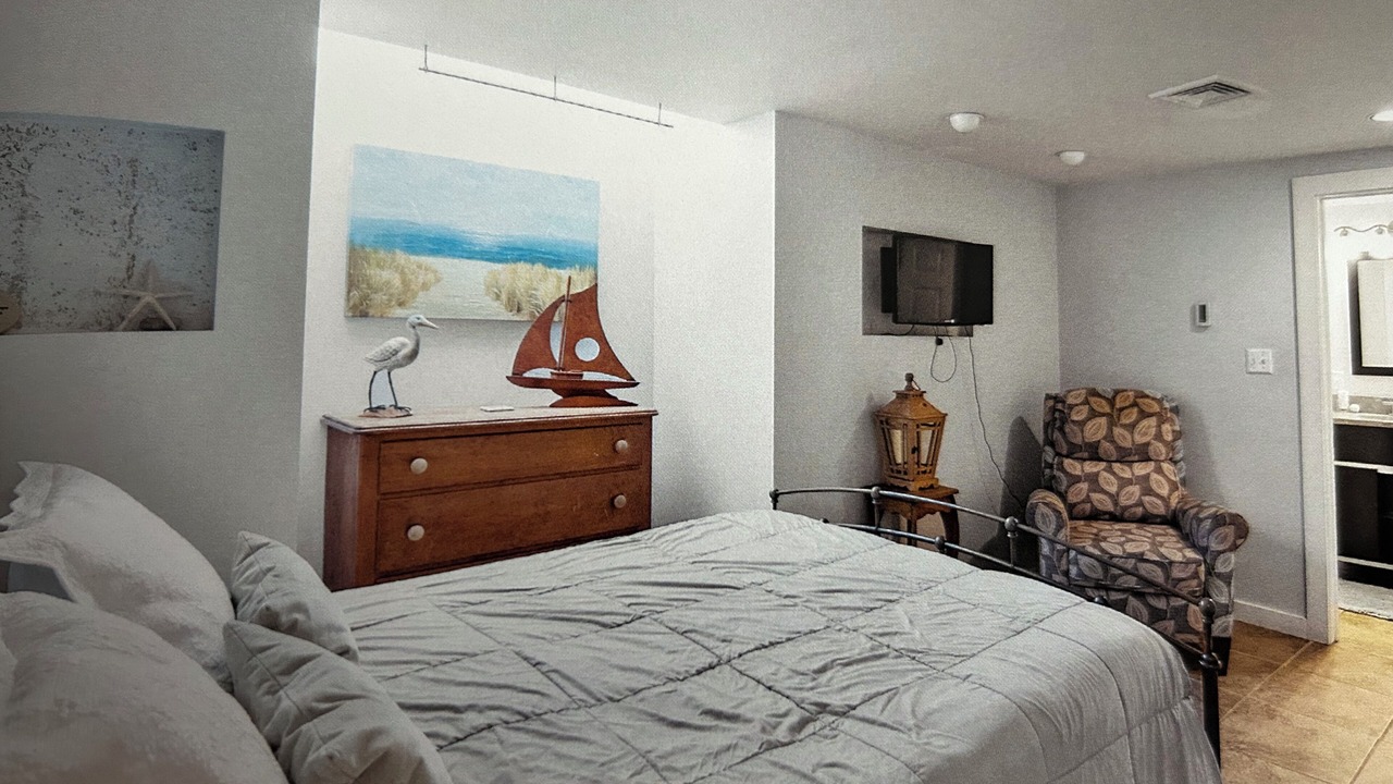 Photo of Bedroom in Manomet