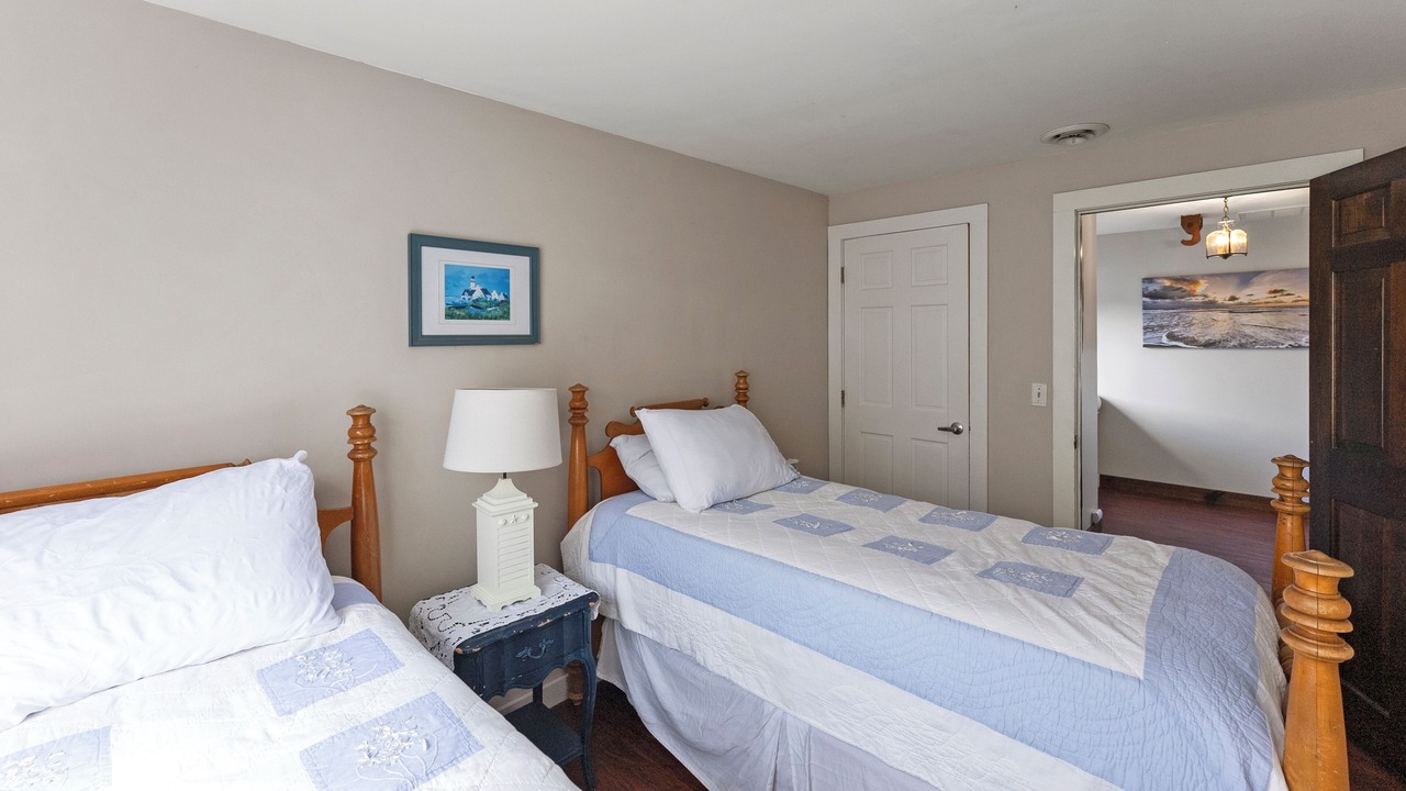 Photo of Bedroom in Manomet