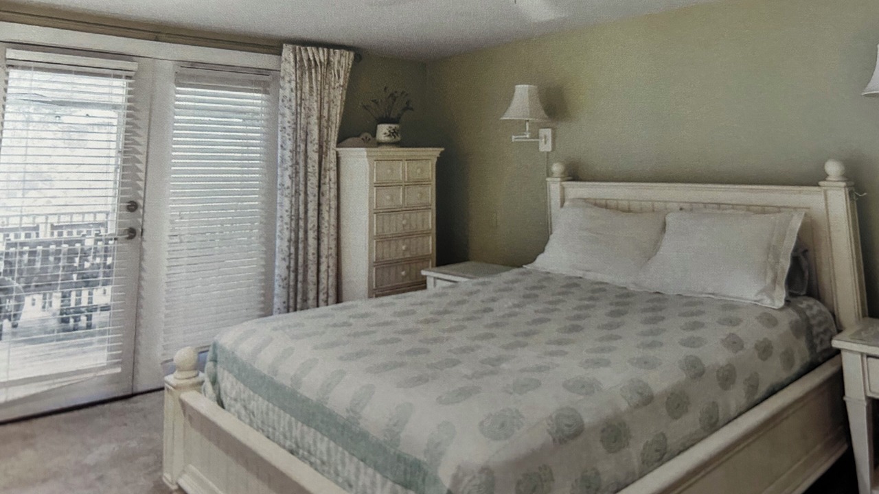 Photo of Bedroom in Manomet