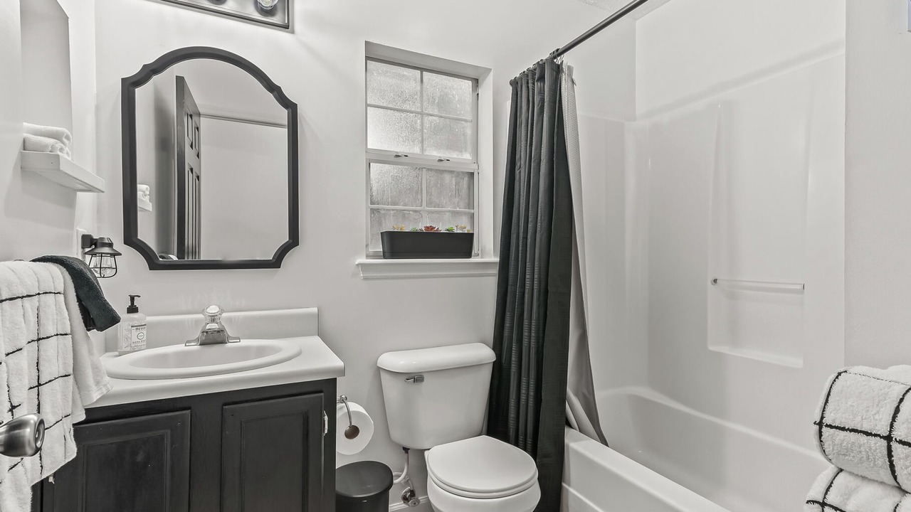 Photo of Bathroom in Crawfordville