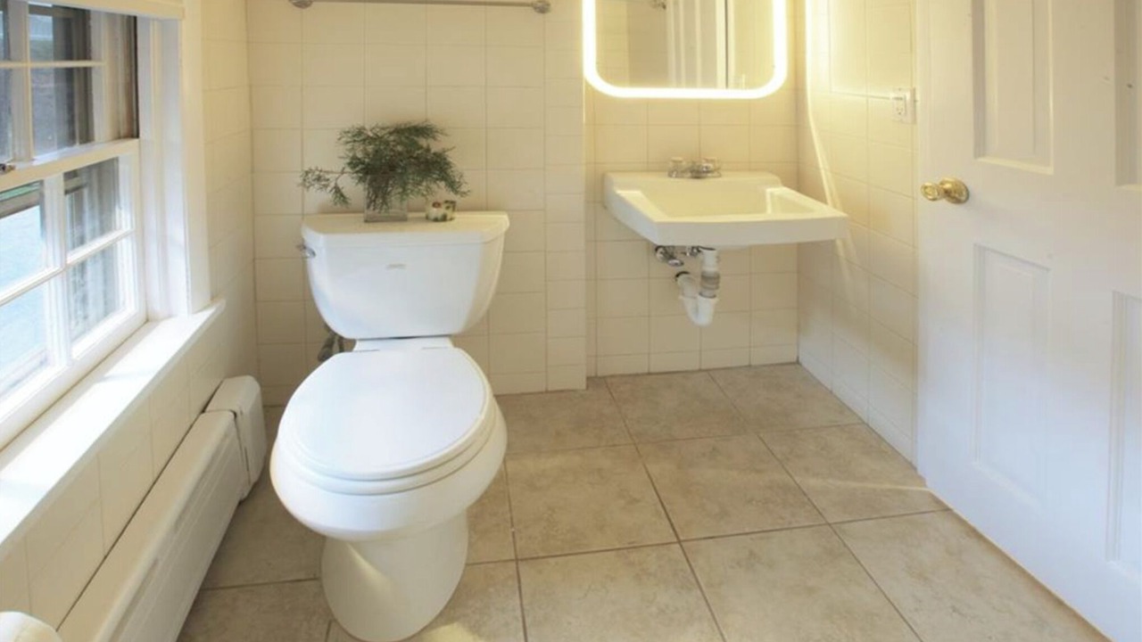 Photo of Bathroom in Cortlandt