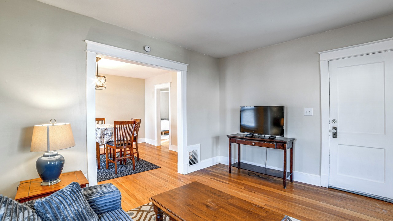 Photo of Livingroom in Binghamton