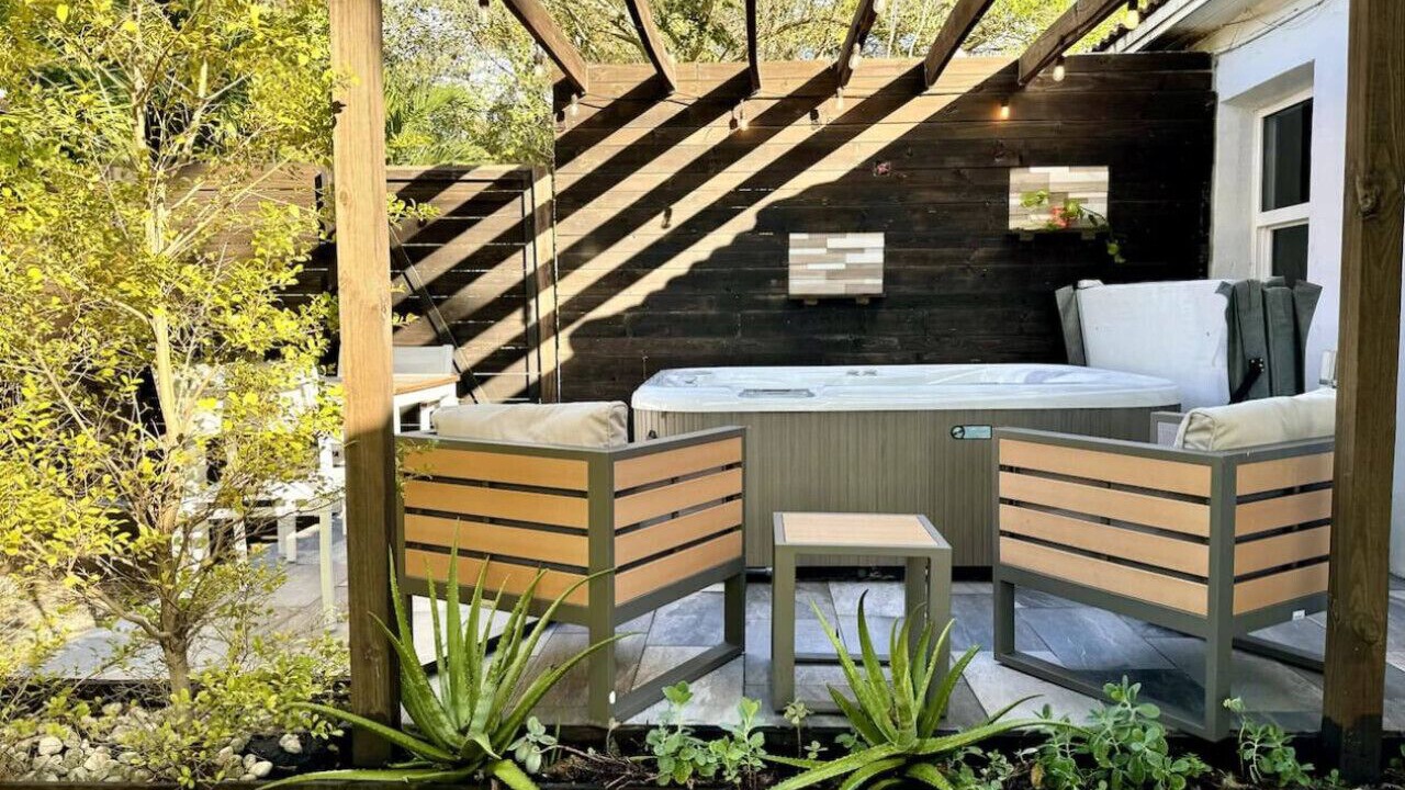 Photo of Patio Balcony in Biscayne Park