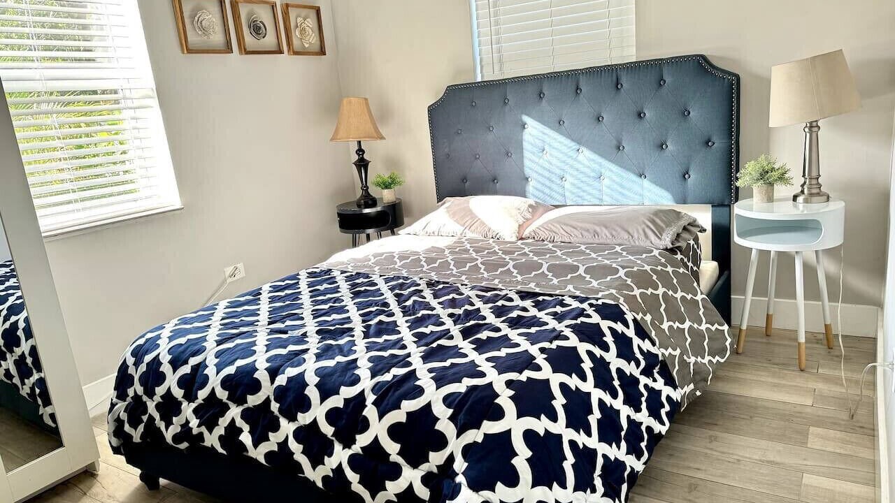 Photo of Bedroom in Biscayne Park