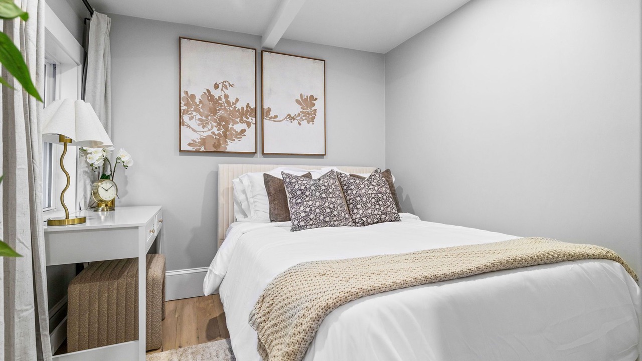 Photo of Bedroom in West Somerville