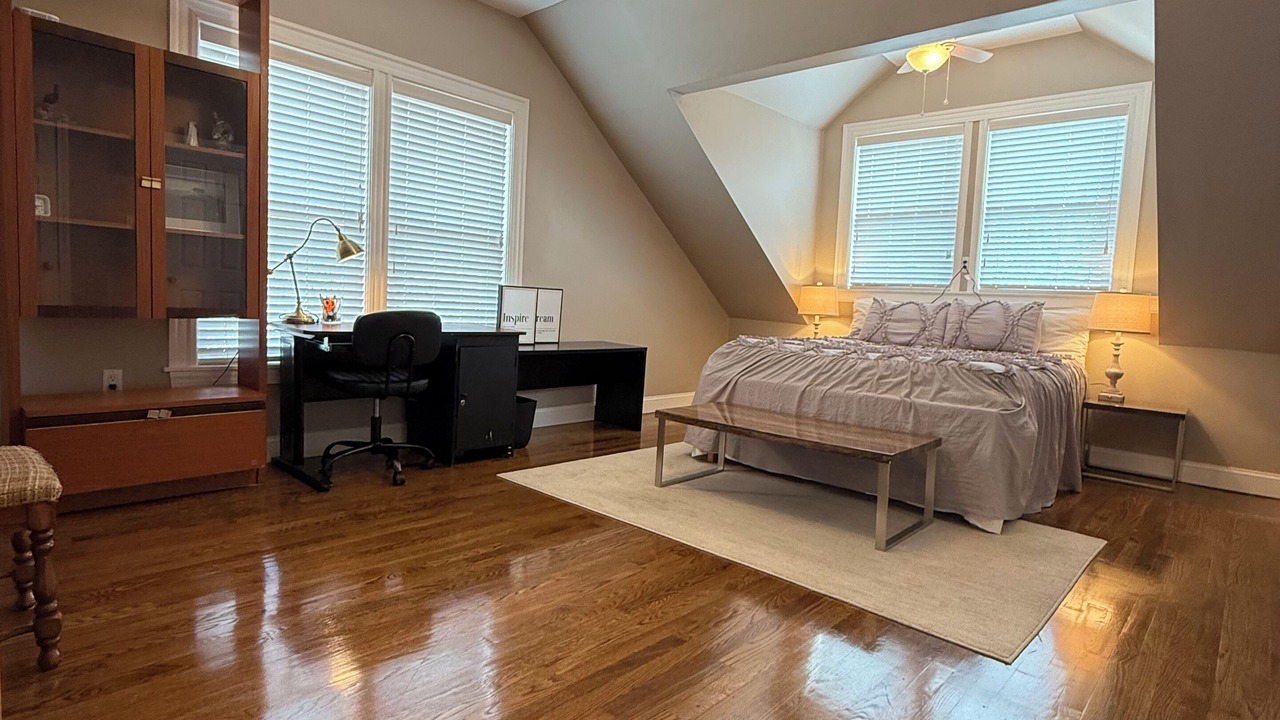Photo of Bedroom in Newton