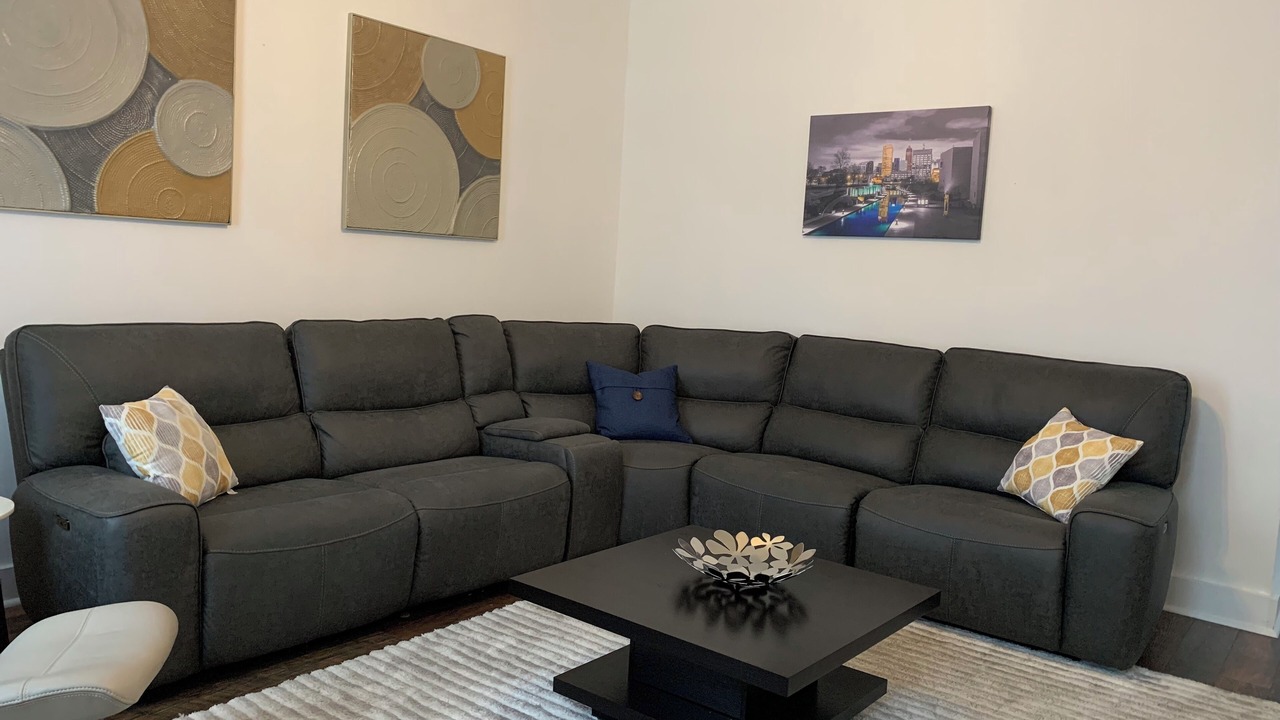 Photo of Livingroom in Holy Cross