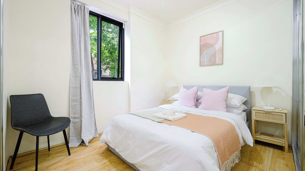 Photo of Bedroom in Chinatown