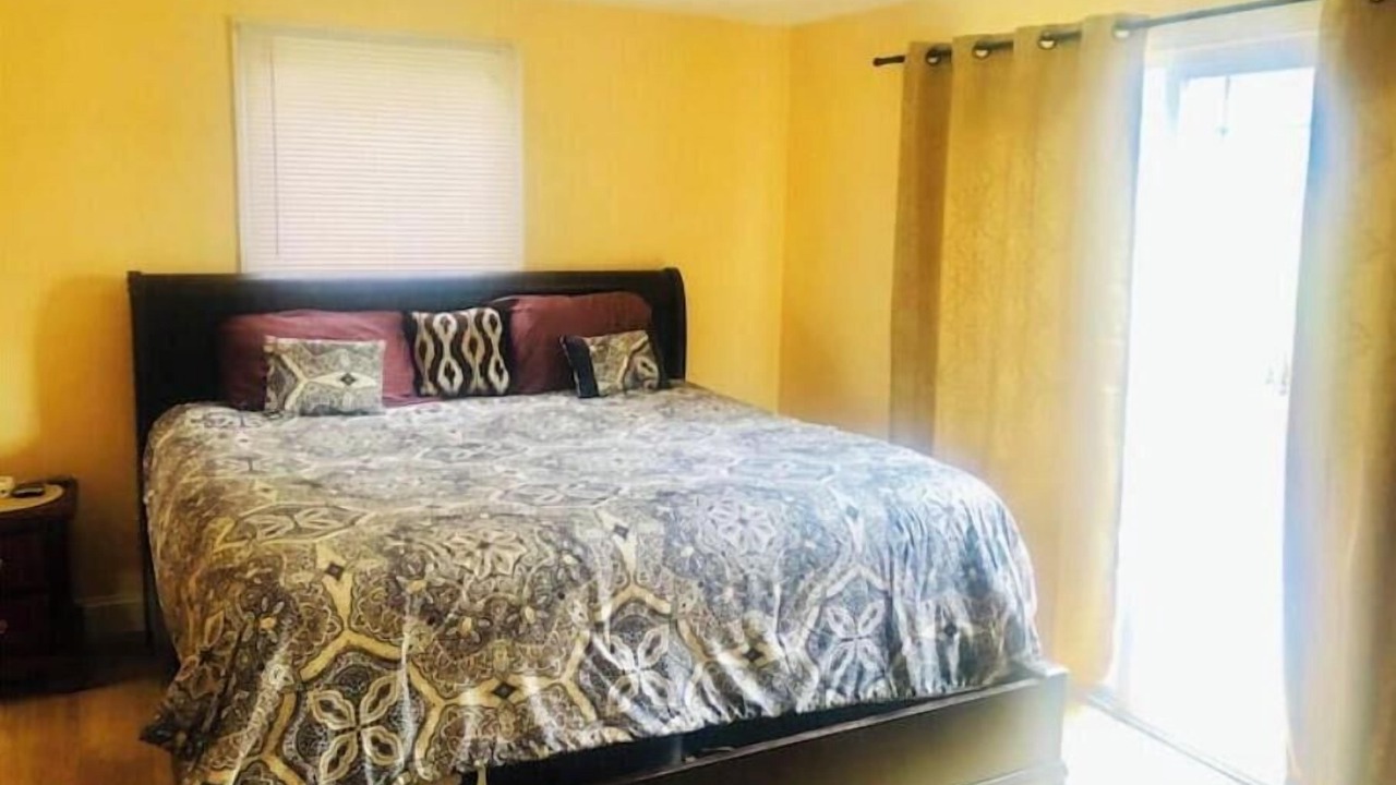 Photo of Bedroom in Cummaquid