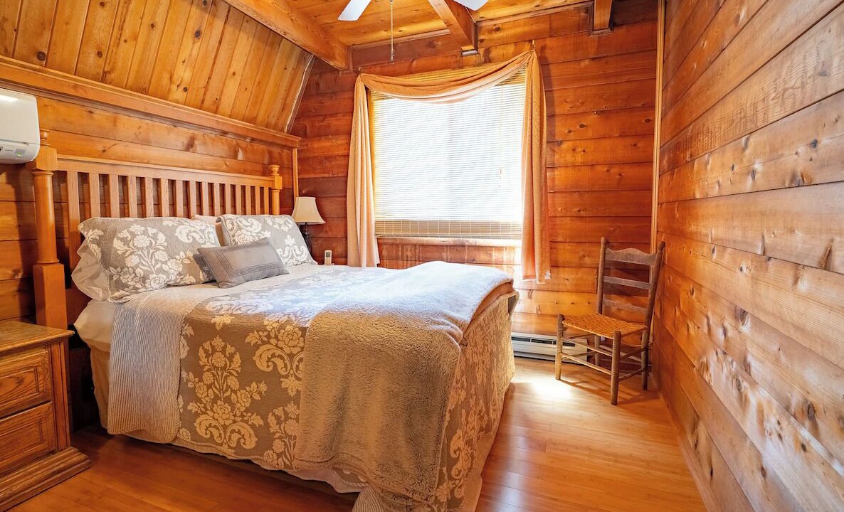 Photo of Bedroom in Fancy Gap
