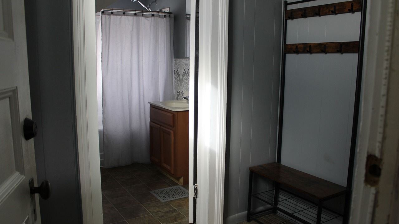 Photo of Bathroom in Melrose Park