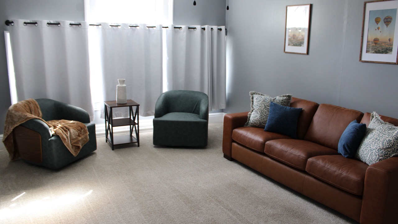 Photo of Livingroom in Melrose Park